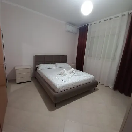 Apartment Apartament Vlore *